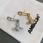2025年9月25日入荷新品Vivienneピアスギフト/誕生日/記念品/アクセサリーxin工場