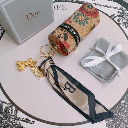 2025年9月25日入荷新品Dior キーホルダー ギフト/...