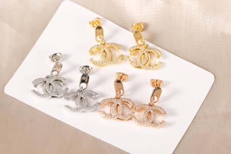 2025年9月25日入荷新品Chanelピアスギフト/誕生日...