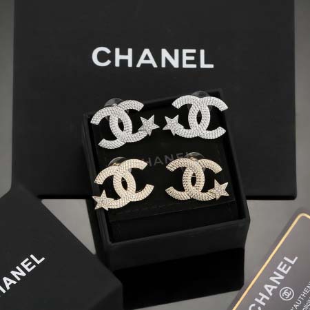 2025年9月25日入荷新品Chanelピアスギフト/誕生日...
