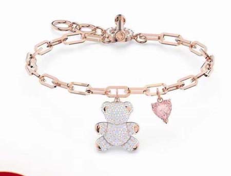 2025年9月26日入荷新品swarovskiブレスレットギ...