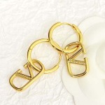 2025年9月26日入荷新品VALENTINOピアスギフト/誕生日/記念品/アクセサリーxin工場