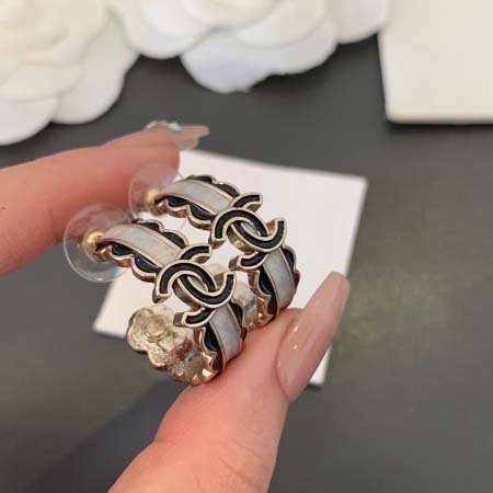 2025年9月26日入荷新品chanelピアスギフト/誕生日...