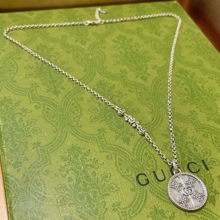 2025年9月26日入荷新品Gucci ネックレスギフト/誕...