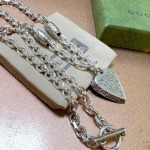 2025年9月26日入荷新品Gucci ネックレスギフト/誕生日/記念品/アクセサリーxin工場