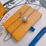2025年9月26日入荷新品Louis Vuittonネックレスギフト/誕生日/記念品/アクセサリーxin工場