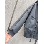 2025年9月26日入荷秋冬新作 miumiuジャケットファッション/誕生日プレゼント/贈り物 can工場