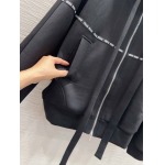 2025年9月26日入荷秋冬新作 miumiuジャケットファッション/誕生日プレゼント/贈り物 can工場