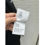 2025年9月26日入荷秋冬新作 miumiuジャケットファッション/誕生日プレゼント/贈り物 can工場