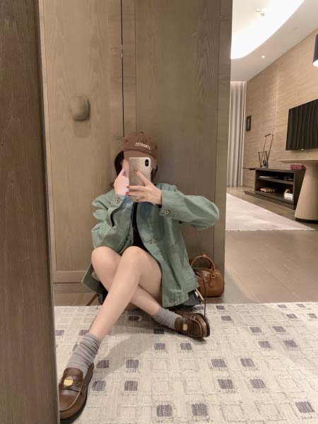 2025年9月26日入荷秋冬新作LOEWEジャケットファッシ...