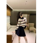 2025年9月26日入荷秋冬新作 miumiuニットのセーターファッション/誕生日プレゼント/贈り物 can工場