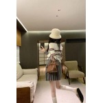 2025年9月26日入荷秋冬新作 miumiuニットのセーターファッション/誕生日プレゼント/贈り物 can工場