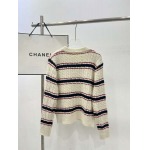 2025年9月26日入荷秋冬新作 miumiuニットのセーターファッション/誕生日プレゼント/贈り物 can工場