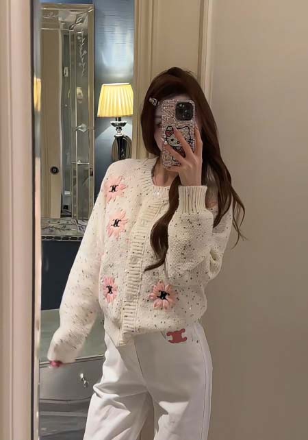 2025年9月26日入荷秋冬新作Chanelニットのセーター...