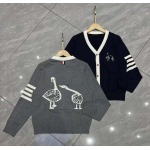 2025年9月26日入荷秋冬新作Thom Browneニットのセーターファッション/誕生日プレゼント/贈り物 can工場