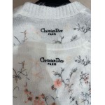 2025年9月26日入荷秋冬新作Dior ニットのセーターファッション/誕生日プレゼント/贈り物 can工場