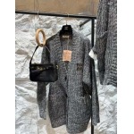 2025年9月26日入荷秋冬新作 miumiuニットのセーターファッション/誕生日プレゼント/贈り物 can工場