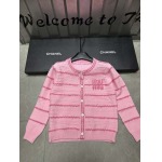 2025年9月26日入荷秋冬新作 miumiuニットのセーターファッション/誕生日プレゼント/贈り物 can工場