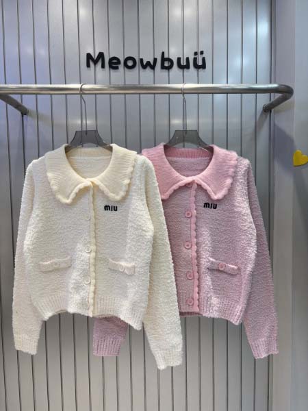 2025年9月26日入荷秋冬新作 miumiuニットのセータ...