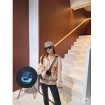 2025年9月26日入荷秋冬新作Louis Vuittonニットファッション/誕生日プレゼント/贈り物 can工場