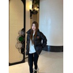 2025年9月27日入荷秋冬新作Loeweシャツファッション/誕生日プレゼント/贈り物 can工場