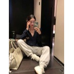 2025年9月27日入荷秋冬新作Valentino ニットカーディガン  ファッション/誕生日プレゼント/贈り物 can工場