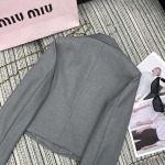 2025年9月27日入荷秋冬新作 miumiu背広ファッション/誕生日プレゼント/贈り物 can工場