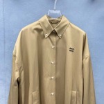 2025年9月27日入荷秋冬新作 miumiuジャケットファッション/誕生日プレゼント/贈り物 can工場