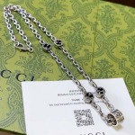 2025年9月27日入荷秋冬新作 miumiuニットの上着ファッション/誕生日プレゼント/贈り物 can工場