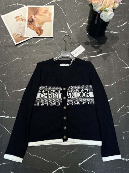 2025年9月27日入荷秋冬新作Dior ニットの上着ファッ...