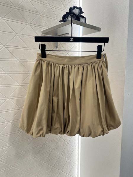 2025年9月27日入荷秋冬新作Dior ファッション/誕生...