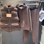 2025年9月27日入荷秋冬新作 miumiuパーカーファッション/誕生日プレゼント/贈り物 can工場