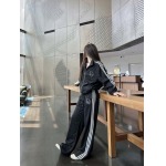 2025年9月28日入荷新作Louis Vuittonレディース服高級N品人気/KL工場