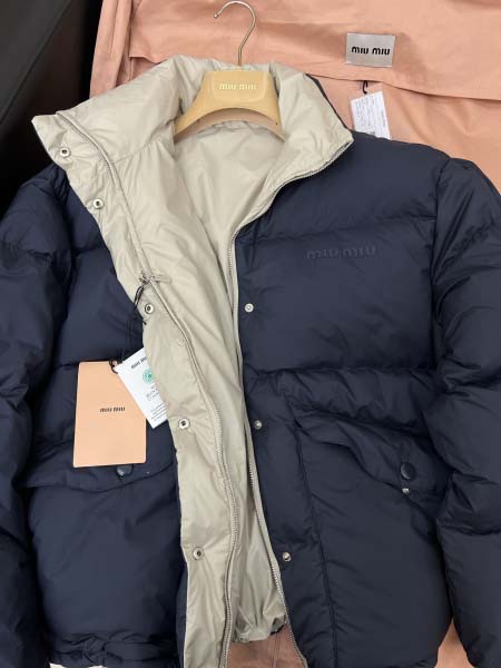 2025年9月28日入荷新作miumiuレディース服高級N品...