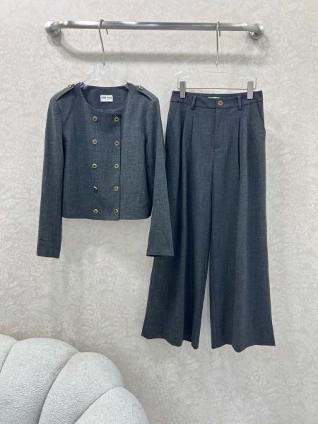 2025年9月28日入荷新作Miumiu セットレディース服...