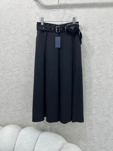 2025年9月28日入荷新作Pradaレディース服高級N品人...