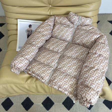 2025年9月28日入荷新作Fendiレディース服高級N品人...