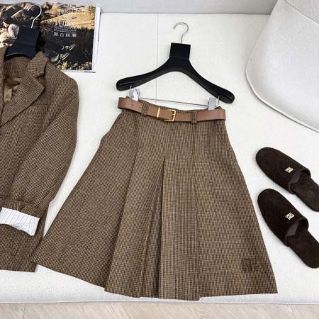 2025年9月28日入荷秋冬新作Brunello Cucin...