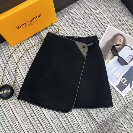 2025年9月28日入荷秋冬新作Louis Vuittonレ...