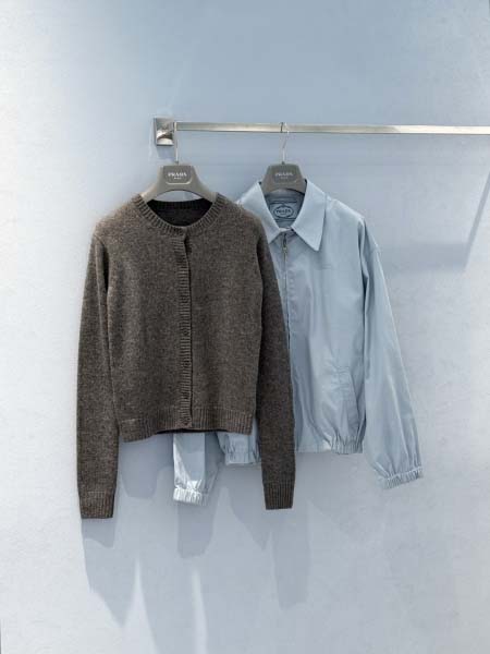2025年9月29日入荷秋冬新作Pradaニット/セーター ...