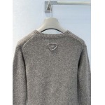 2025年9月29日入荷秋冬新作Pradaニット/セーター レディース服高級N品人気/KL工場
