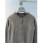 2025年9月29日入荷秋冬新作Pradaニット/セーター レディース服高級N品人気/KL工場