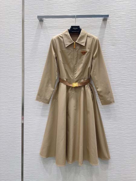 2025年9月29日入荷秋冬新作Pradaレディース服原版復...