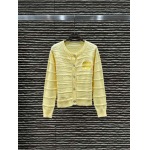 2025年9月30日入荷秋冬新作 miumiuファッション/誕生日プレゼント/贈り物 can工場