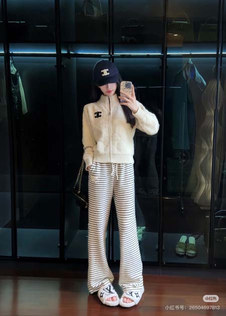 2025年9月30日入荷秋冬新作Chanel ニット/セータ...