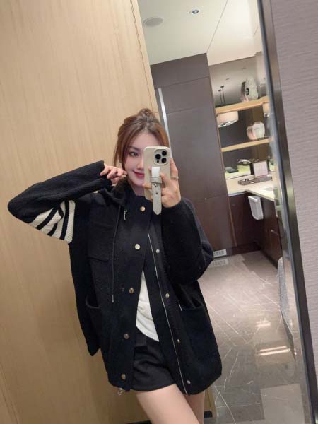 2025年9月30日入荷秋冬新作Thom Browneニット...