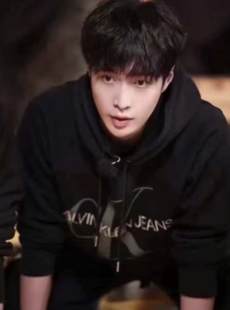 2025年9月30日入荷秋冬新作CK パーカー ファッション...