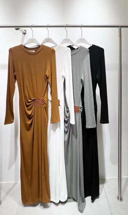 2025年9月30日入荷秋冬新作Loeweファッション/誕生...