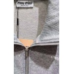 2025年9月30日入荷秋冬新作Miumiu セットファッション/誕生日プレゼント/贈り物 can工場