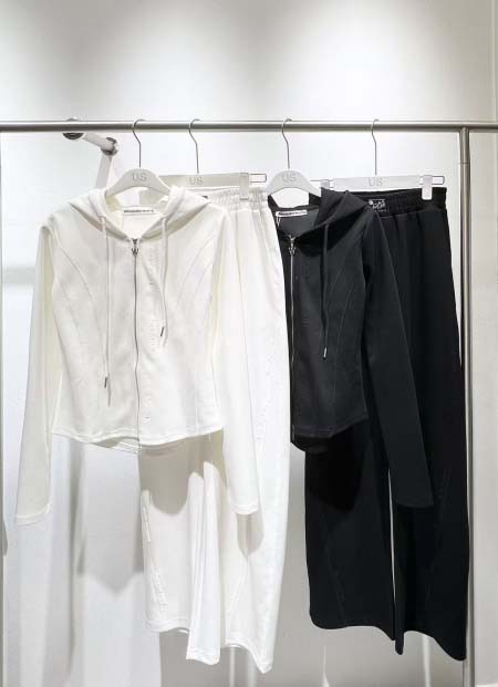 2025年9月30日入荷秋冬新作Alexander Wang...